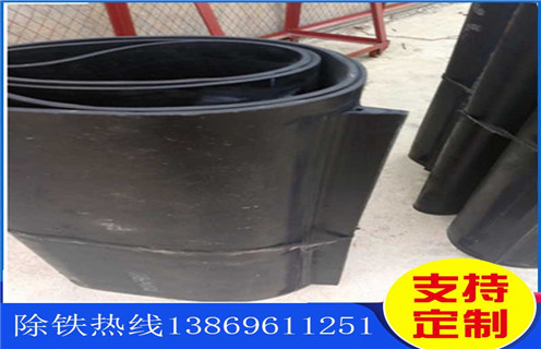 除鐵器皮帶，江蘇除鐵器皮帶可以自己做么怎么調(diào)節(jié)_江蘇除鐵器皮帶可以自己做么跑偏原因及如何調(diào)_刮板價格