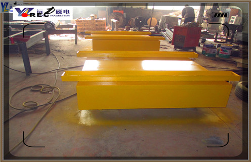 永磁除鐵器，云南永磁除鐵器rcya1-80知識(shí)參數(shù)_內(nèi)部磁塊安裝方法_云南永磁除鐵器rcya1-80型號(hào)價(jià)格