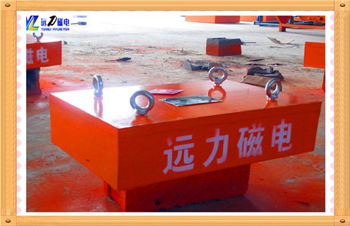 懸掛式永磁除鐵器，遼寧懸掛式永磁除鐵器廠家知識參數(shù)_內(nèi)部磁塊安裝方法_遼寧懸掛式永磁除鐵器廠家型號價格