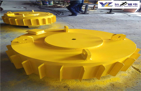 干式電磁除鐵器，重慶干式電磁除鐵器_規(guī)格型號_重慶干式電磁除鐵器工作原理及內部結構