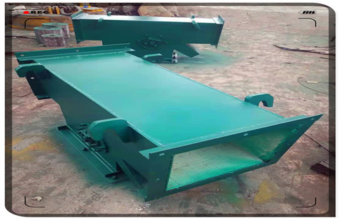 管道式除鐵器，甘肅水泥廠生料管道式除鐵器_遠力甘肅水泥廠生料管道式除鐵器應(yīng)用安裝示意圖型12000高斯_可定制工作原理