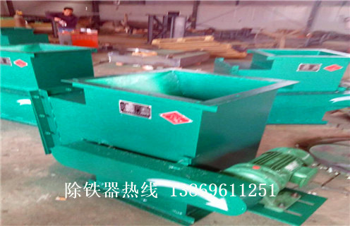 管道除鐵器，黑龍江不銹鋼管道除鐵器_黑龍江不銹鋼管道除鐵器廠家應(yīng)用安裝示意圖型12000高斯_可定制工作原理