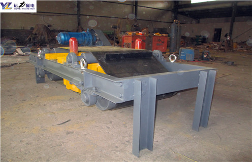 電磁自卸除鐵器，福建電磁自卸式除鐵器設(shè)備_福建電磁自卸式除鐵器設(shè)備廠家配件_型號及工作視頻 